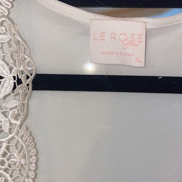 Le Rose Layla lace maxi robe in white size XL - Picture 3 of 10